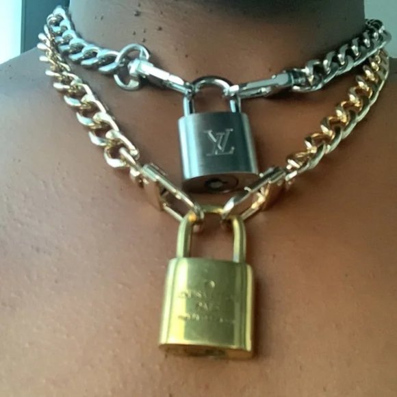 Louis Vuitton Lock & Key Silver Brass Authentic #315 Bag Belt Choker Bracelet - Picture 16 of 16